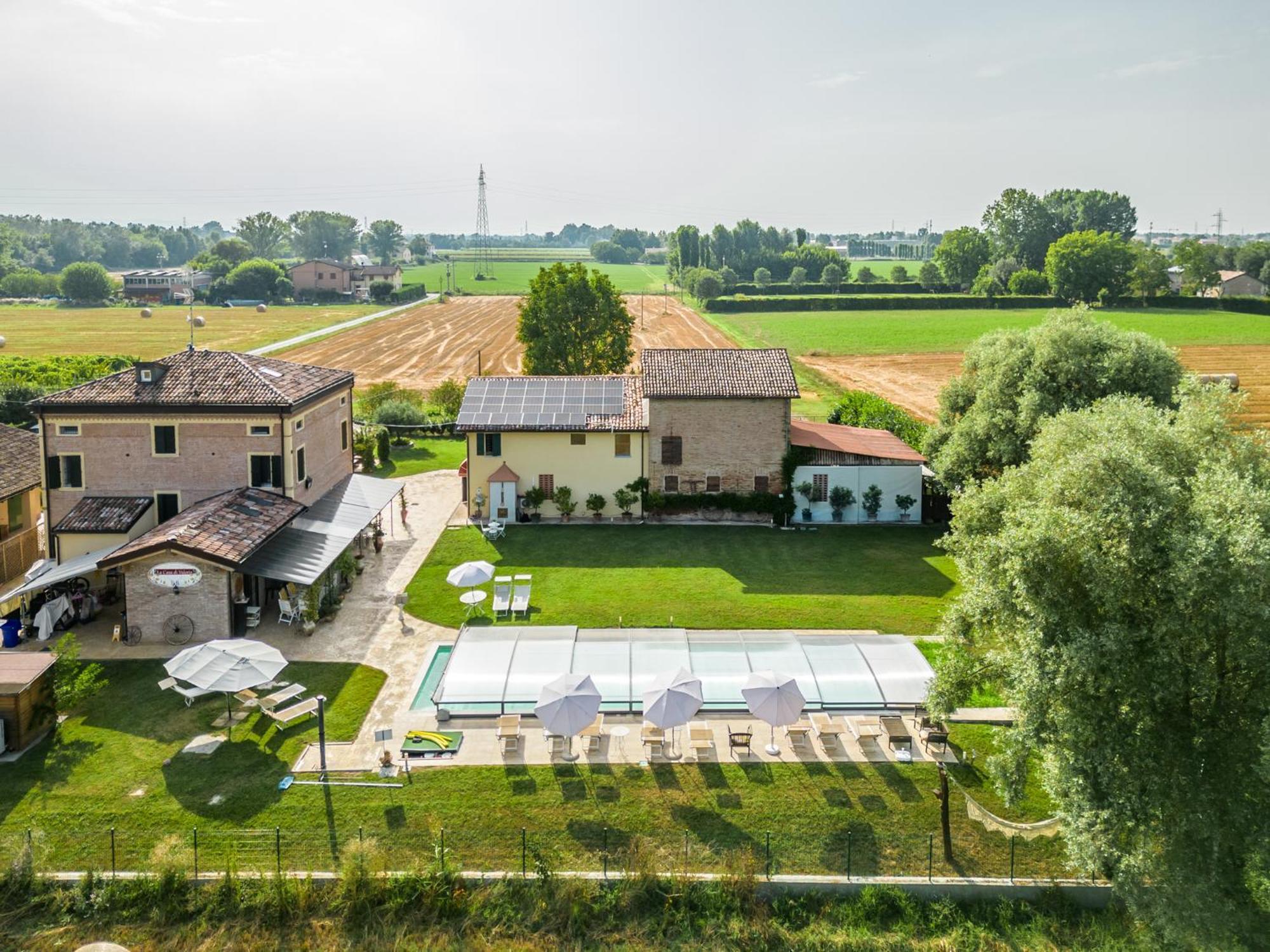 La Casa Di Valeria - Modena Bed & Breakfast ภายนอก รูปภาพ
