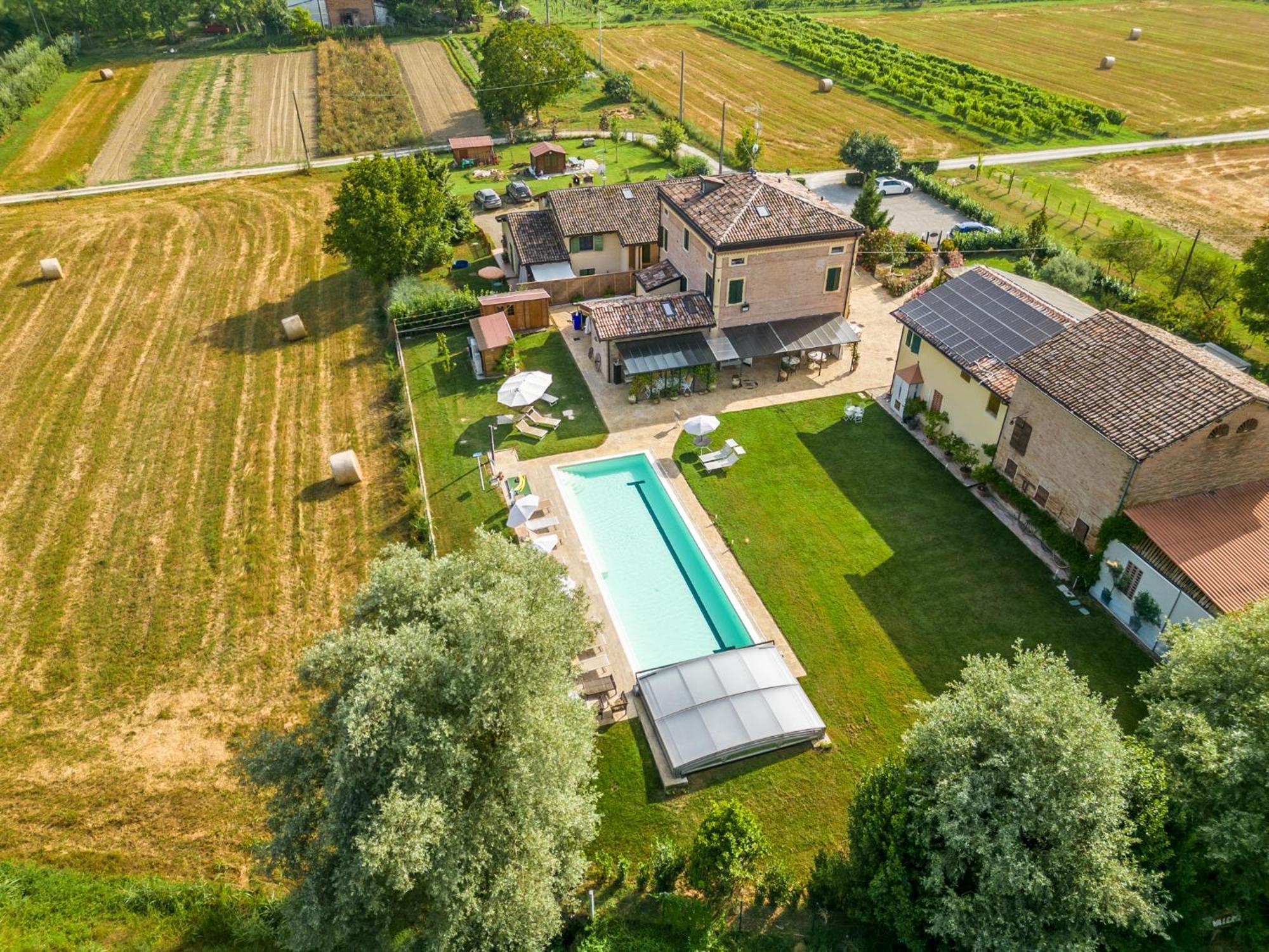 La Casa Di Valeria - Modena Bed & Breakfast ภายนอก รูปภาพ