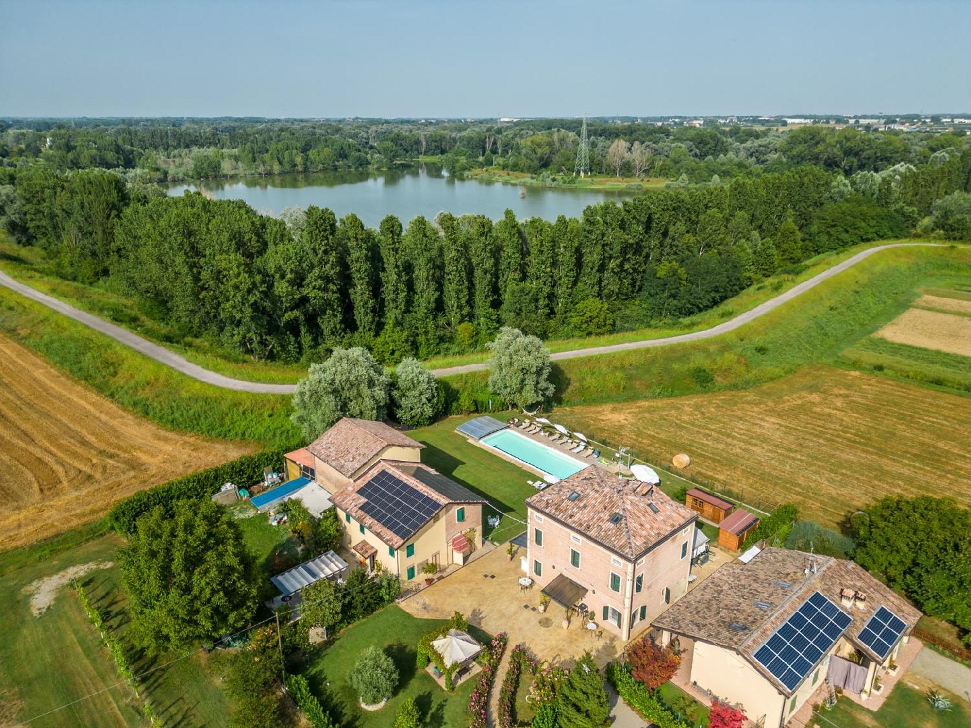 La Casa Di Valeria - Modena Bed & Breakfast ภายนอก รูปภาพ