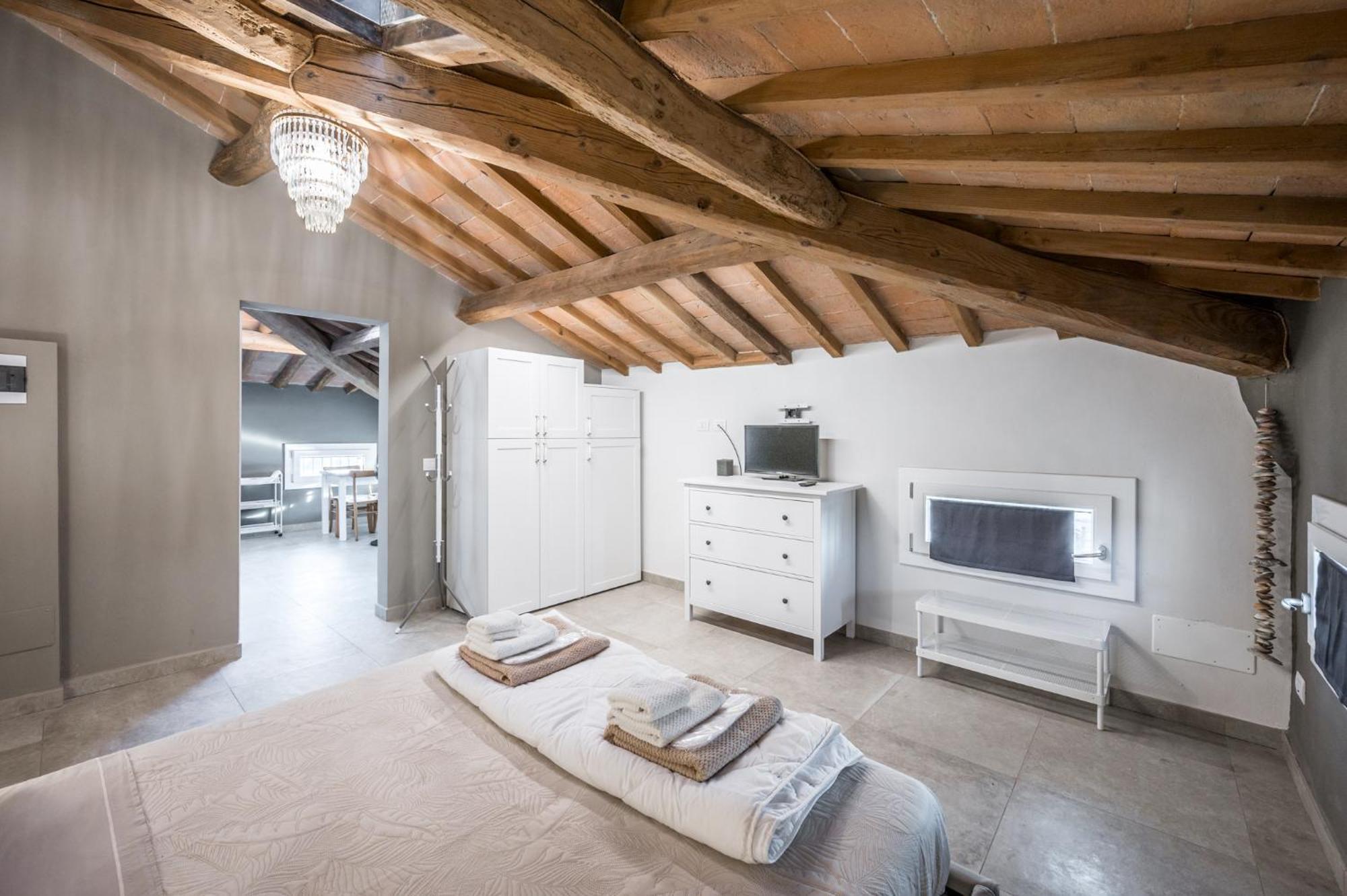 La Casa Di Valeria - Modena Bed & Breakfast ภายนอก รูปภาพ