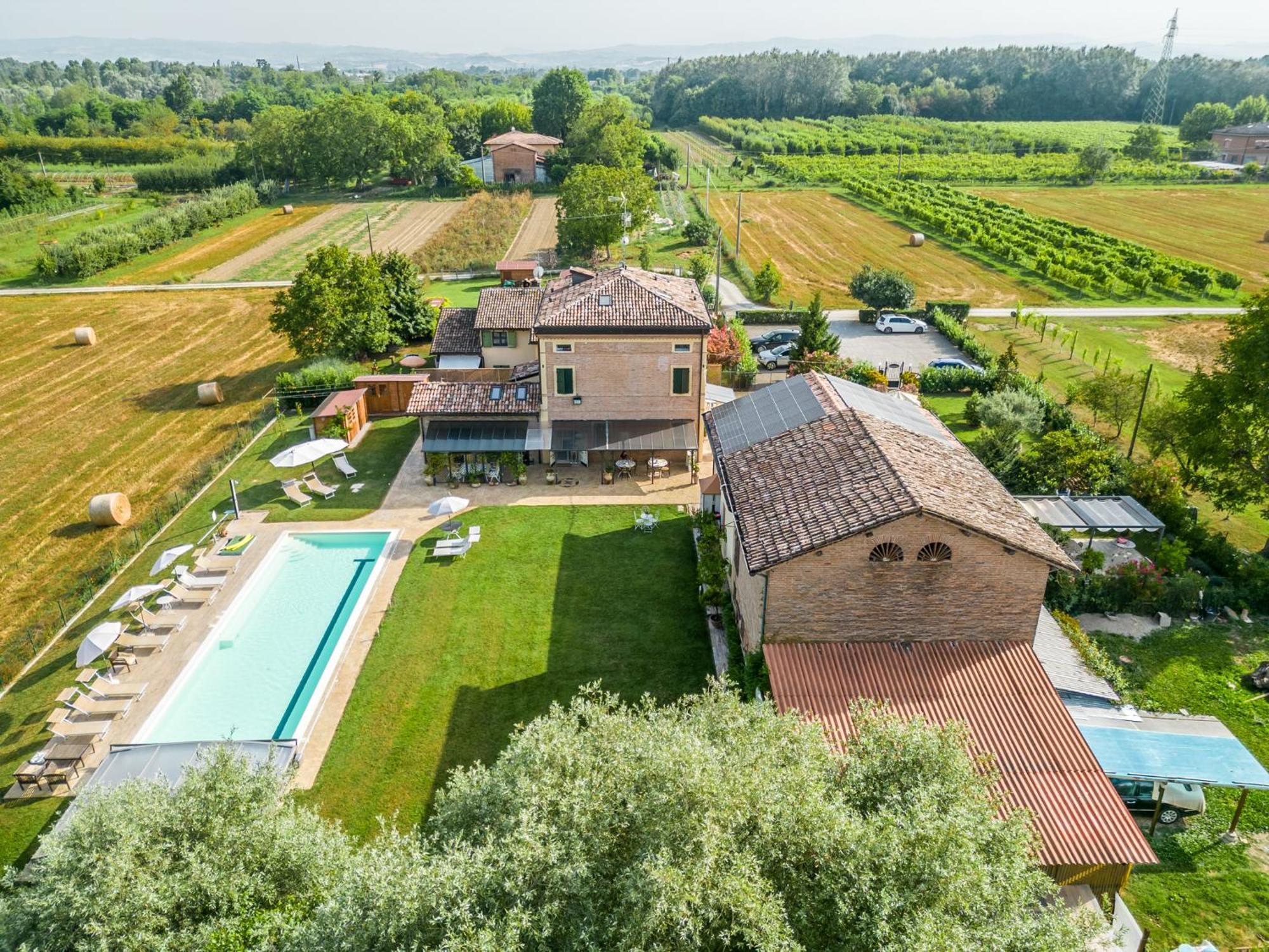 La Casa Di Valeria - Modena Bed & Breakfast ภายนอก รูปภาพ