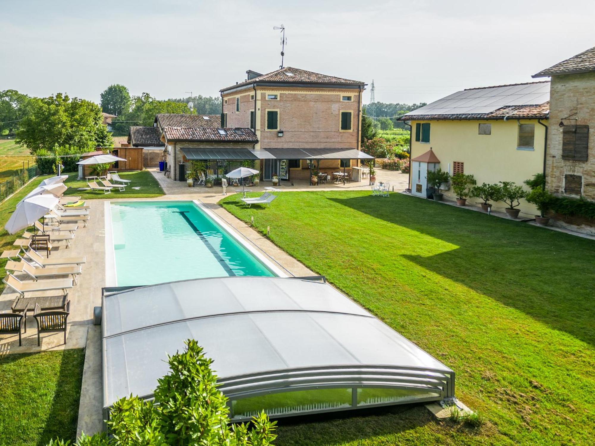 La Casa Di Valeria - Modena Bed & Breakfast ภายนอก รูปภาพ